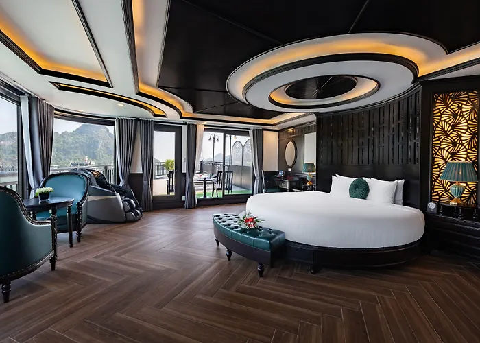 Rita Cruise Hạ Long